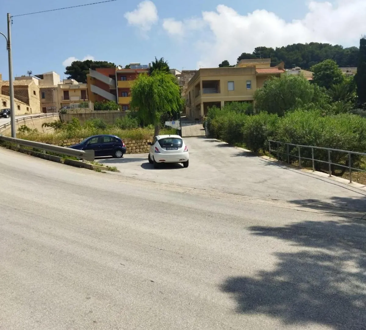 A Due Passi Dal Molino Apartment Valderice 0*,